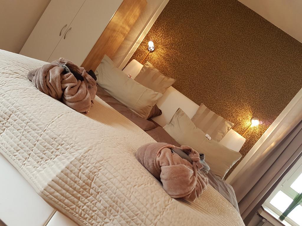 Apartment Cologne City Bagian luar foto
